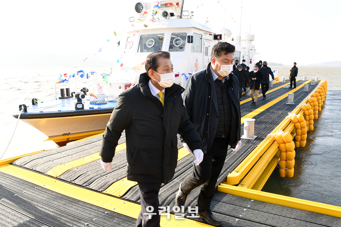 행정선 강화 507호 진수식 ⓒ강화군청
