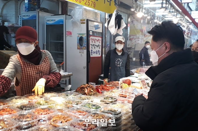 역곡남부·역곡상상시장에서 장보는 장덕천 부천시장 ⓒ부천시청