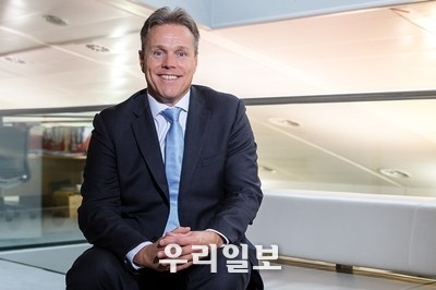 Hawksford Group 대표이사 Michel van Leeuwen