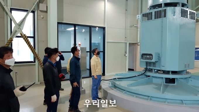 충주시 여름철 수해대비 배수펌프장 점검.(사진=충주시)