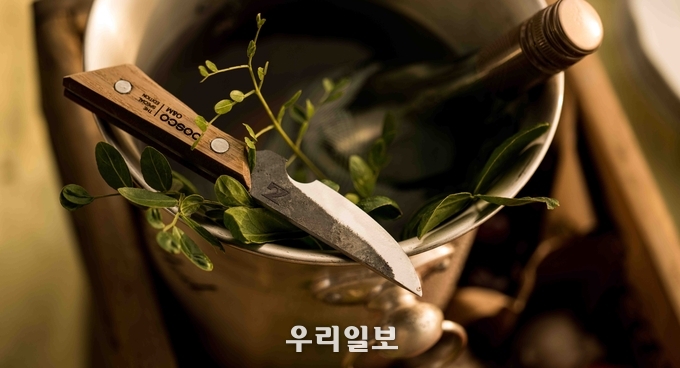 포스코O&M과 소셜벤처 기업 자이너가 협업해 탄생시킨 에코나이프 ⓒ 포스코 O&M 제공