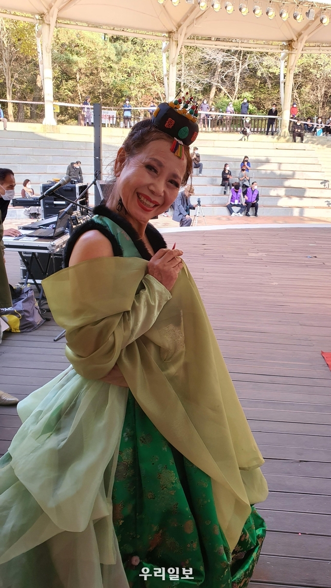 서예가 이근희 제4회 아시아리더대상에서 문화예술부문 수상