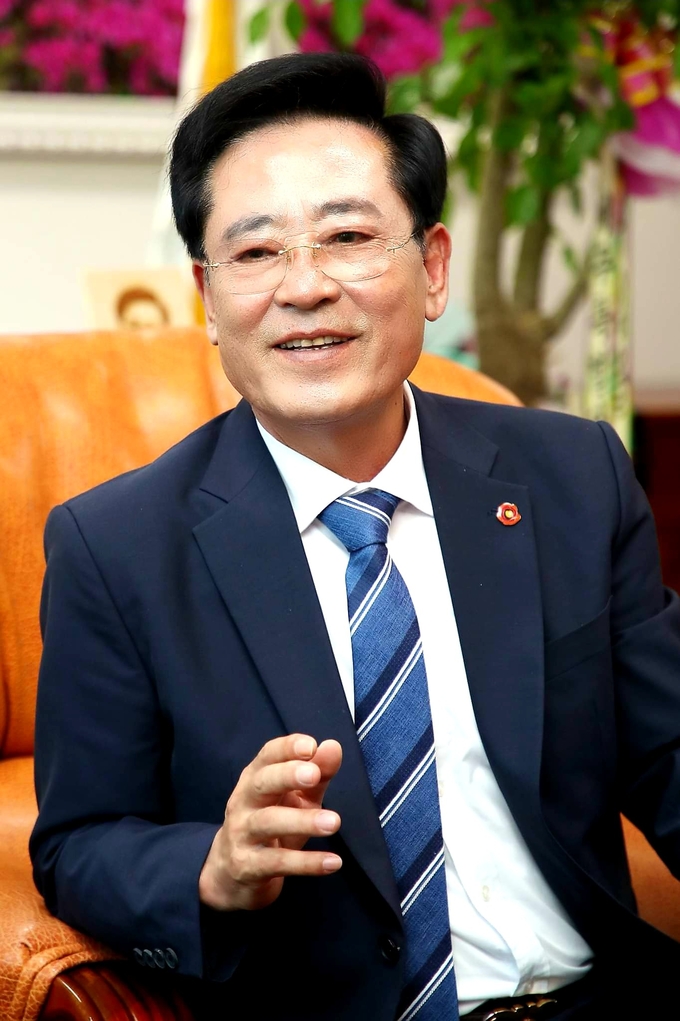 좌남수 제주도의회 의장