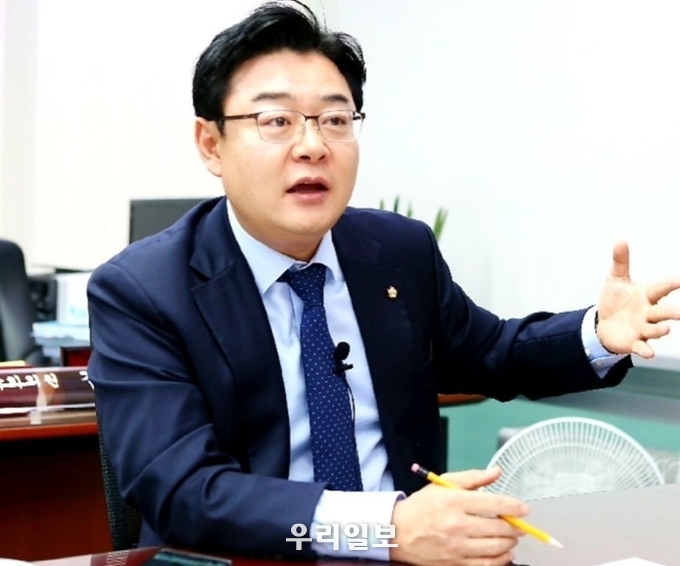 김성원 국회의원, 제4회 대한민국을 빛낸 13인 대상 국회의정부문 "국회헌정공헌대상" 수상자로 선정