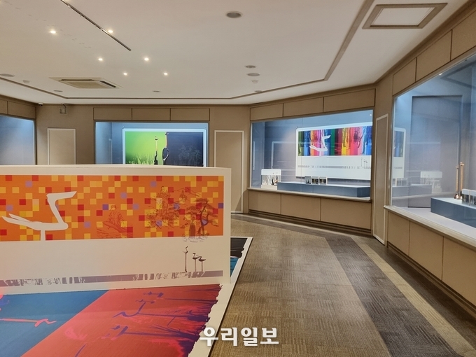 지역작가 특별전 7월 솟대 그래픽전.(사진=충주박물관)