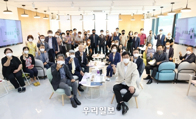 인천시교육청 인천 강화교동도에서 인천난정평화교육원 교육동 현장 실찰 실시 ⓒ 인천시 교육청 제공