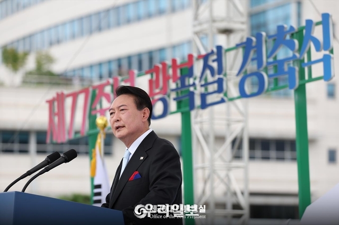 8월 15일 윤석열 대통령은 제77주년 광복절 경축식에 참석해 축사를 하고 있다. ⓒ 대통령실 제공