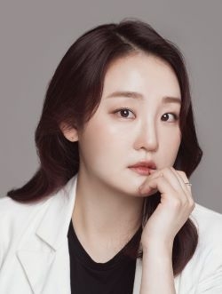김근아 부산 황금비 에스테틱 대표