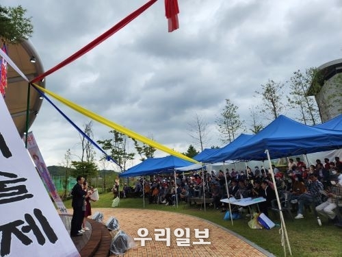 특별출연 손영춘(드라마 순심이에서 칠득이)가 많은 관객들로 부터 호응을 받았다. 