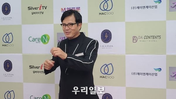 MC겸 가수 조영구가 ‘가요세상’ 가수라고(사진제공=뉴스아이이에스)