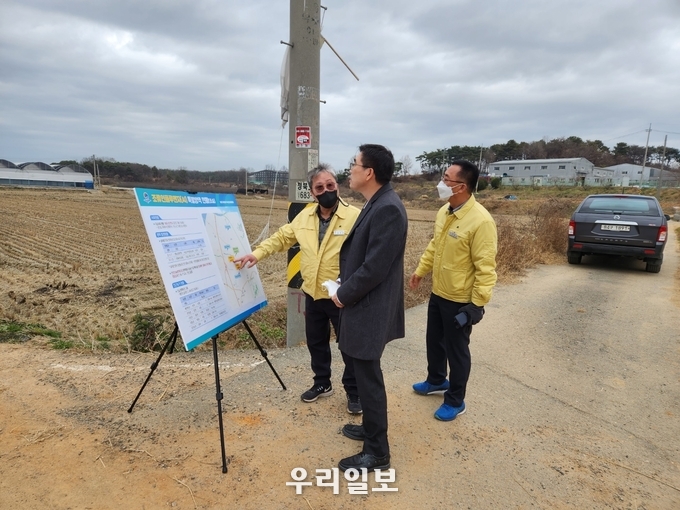 최원용 평택시 부시장 AI 방역 현장점검 방역관리 강화 ⓒ 평택시 제공