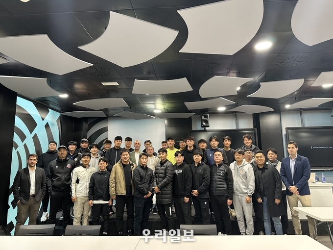 ‘2022 K리그 유소년 지도자 해외 연수’를 실시 ⓒ 한국프로축구연맹 제공