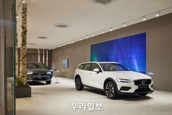 아주오토리움_고양 전시장