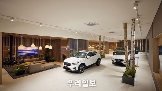 아주오토리움_고양 전시장