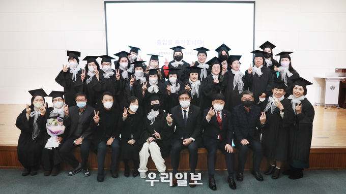 도성훈 인천광역시교육감, 배움 열정 꽃 피운 인천여고부설방통고 졸업식 참석 ⓒ 인천시교육청 제공