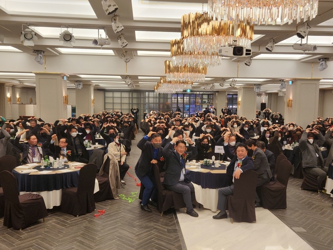 인천을 사랑하는 모임이 카리스호텔 2층 연회장에서 신년회를 개최하고 있다. ⓒ 인사모 제공