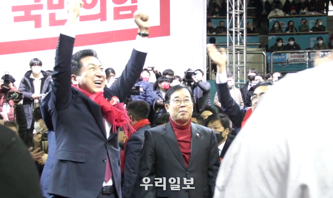 김기현 이기는 후보가 부천실내체육관에서 승리를 다짐하고 있다. ⓒ 우리일보 db