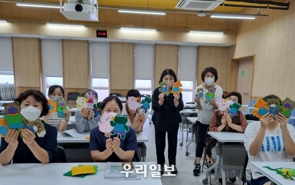 지난 2022 동화구연가 지도사 과정 수강 현장