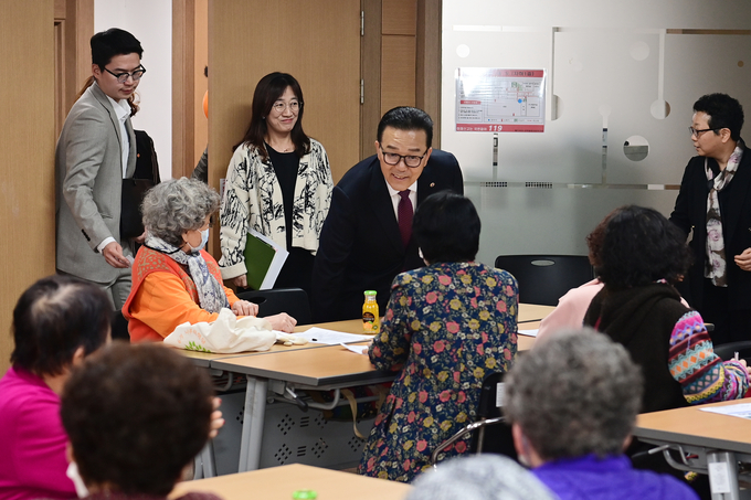 이재호 연수구청장, 지역 종합사회복지관 방문 소통 행보 ⓒ 연수구 제공