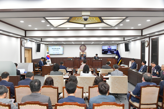  제320회 동두천시의회 임시회 폐회 ⓒ 동두천시의회 제공
