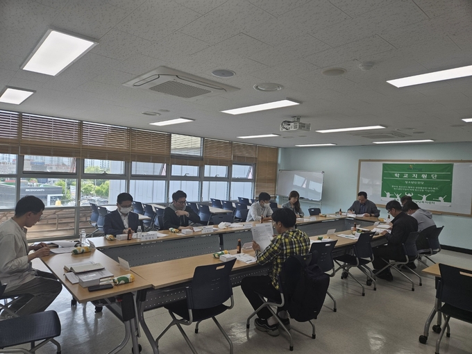 동두천시청소년상담복지센터 청소년안전망 학교지원단 회의 개최 ⓒ 동두천시 제공