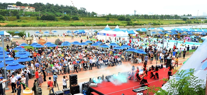 연수구, 송도유원지의 추억 ‘해변축제’ 되살리며 아련한 추억과 온 가족이 즐길 수 있는 세대공감 축제 준비한다. ⓒ 연수구 제공