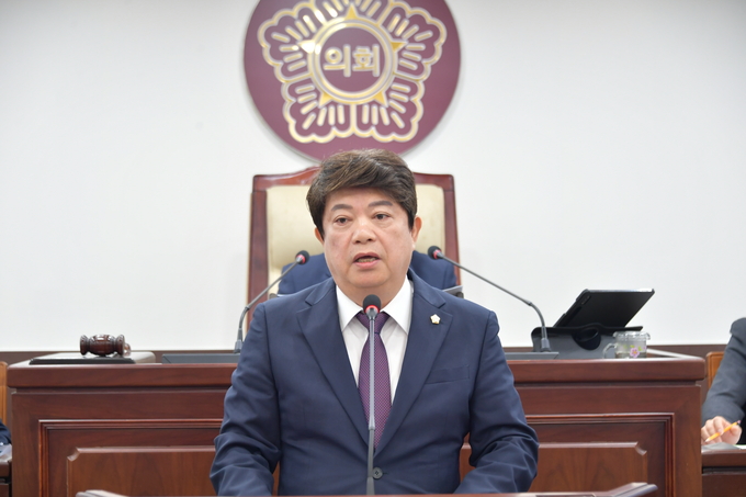 동두천시의회 김재수 의원이 5분 발언을 하고 있다. ⓒ 동두천시의회 제공