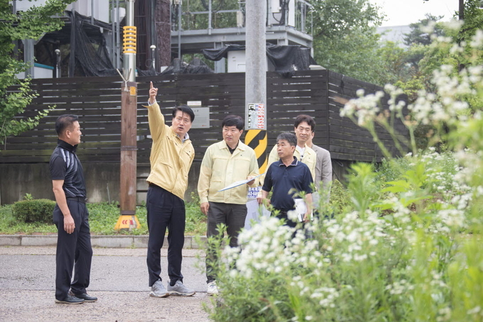 강범석 서구청장, 여름철 재난 대응 채비···취약지역․시설 24곳 현장 점검 ⓒ 서구청 제공