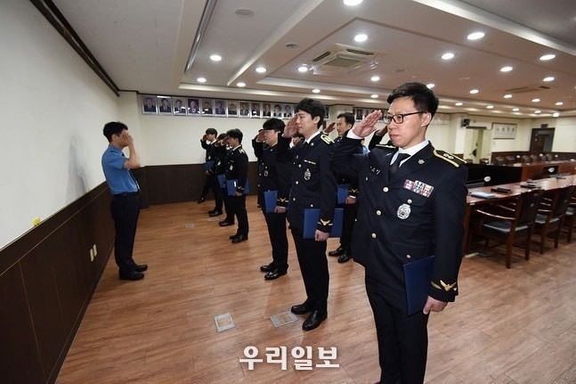완도해경, 경찰관 21명 영예로운 승진 임용식 가져