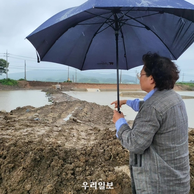 장은영의원이 장마철을 맞아 현장을 점검하고 있다. ⓒ 전남도의회 제공