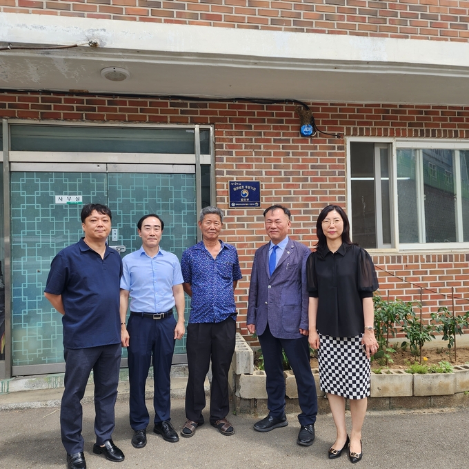 한국법무보호복지공단 인천지부 김포지역에서 후원기업 현판식을 개최하고 있다. ⓒ 한국법무복지공단 제공