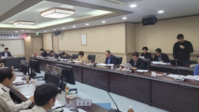인천 동구가 지역축제와 행사 3건에 대한 안전관리계획을 안전관리 실무위원회에서 심의했다.ⓒ인천 동구 제공