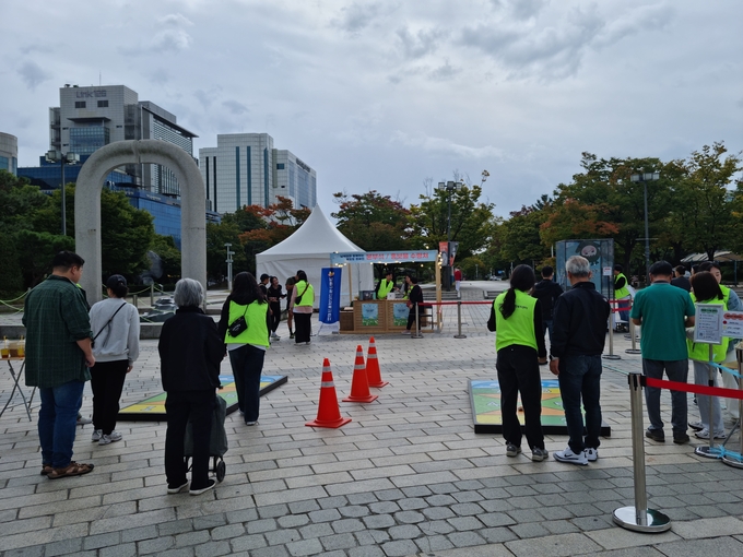 남동구 자살예방의날 및 정신건강의날 기념행사 개최하고 있다. ⓒ 남동구 제공