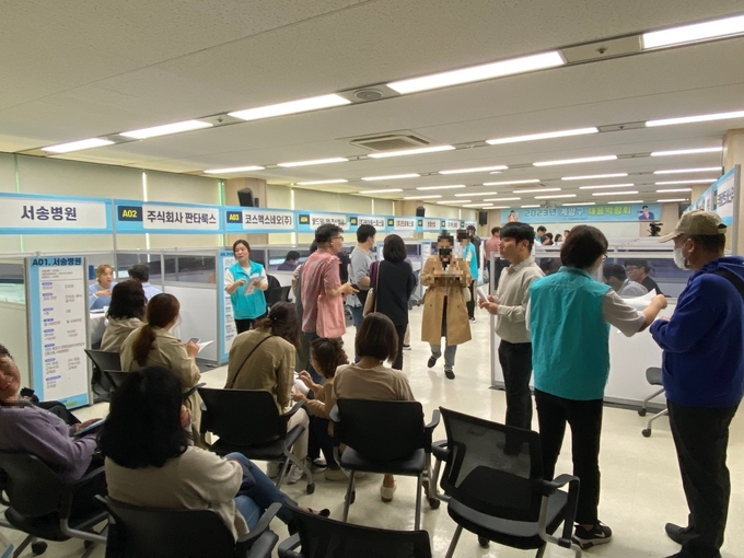 계양구, 2023년 채용박람회 성황리 개최하고 있다. ⓒ 계양구 제공