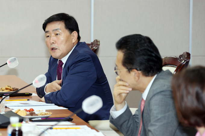 문경복 옹진군수가, 인천지역 군수구청장협의회 개최하고 있다. ⓒ 옹진군 제공