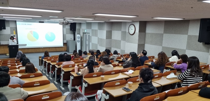 인천광역시교육청, 학업 중단 예방 담당자 연수 교육을 실시 하고 있다. ⓒ 인천시교육청 제공