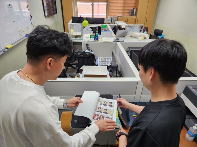 인천 삼산서 학교폭력 및 청소년 범죄예방 홍보위해 한국만화영상진흥원가 협력 홍보책자를 제작해 보급하고있다. ⓒ 인천삼산서 제공