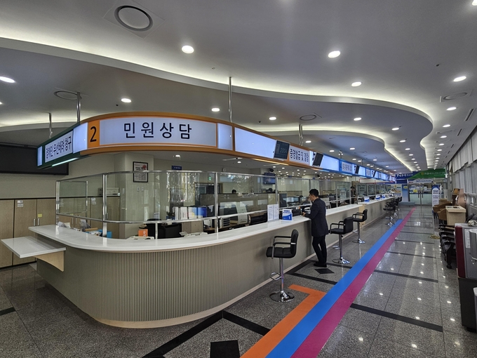 옹진군, 민원실 리모델링 전경 ⓒ 옹진군 제공