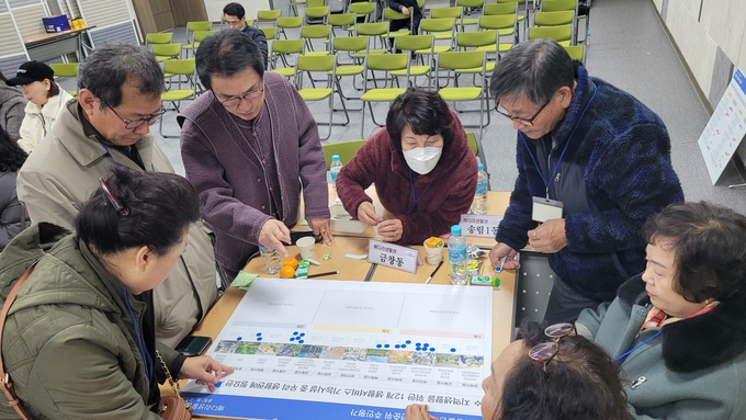 2040 도시종합발전계획 주민설명회 개최하고 있다. ⓒ 동구 제공