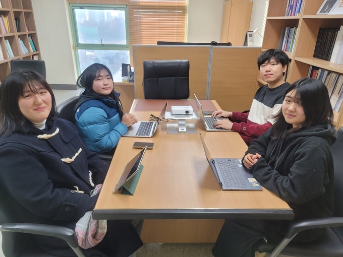 청운대 글로벌무역물류학과 김연수, 문한영, 박진아, 오수연 학생이 우수상 수상했다. ⓒ 청운대글로벌무역물류학과 제공