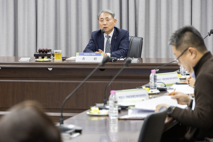윤환 계양구청장이, 2024년 장애인복지위원회 개최하고 있다. ⓒ 계양구 제공