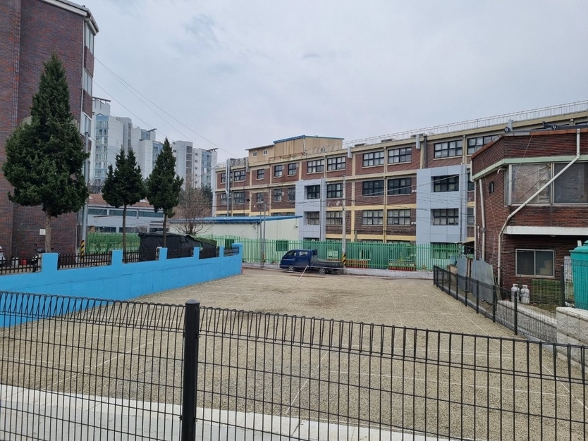 동두천시, 안전한 학교생활을 위한 신속한 빈집정비사업 펼치고 있다. ⓒ 동두천시 제공