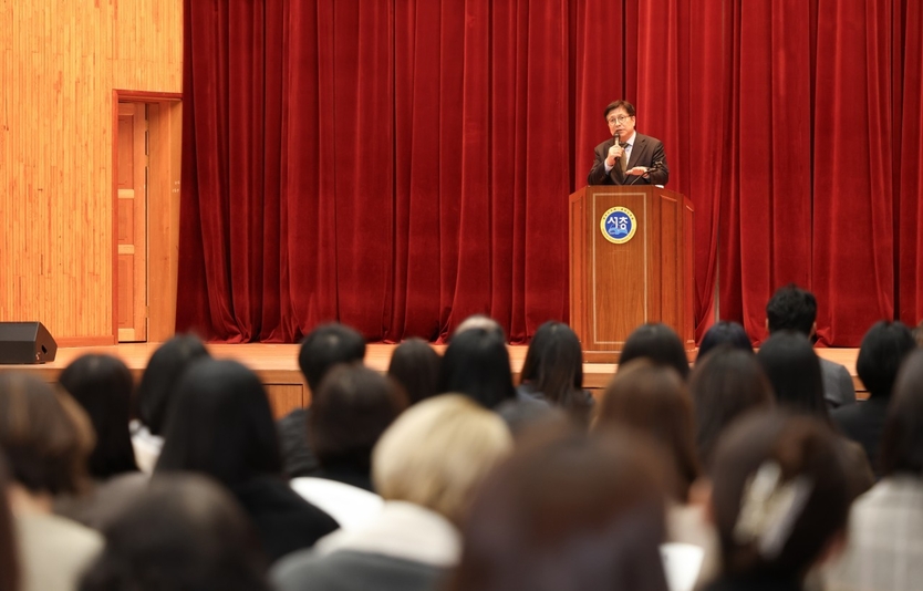 도성훈 인천시교육감 인천송천고 학부모 총회 참석해 인사말을 하고 있다. ⓒ 인천시교육청 제공