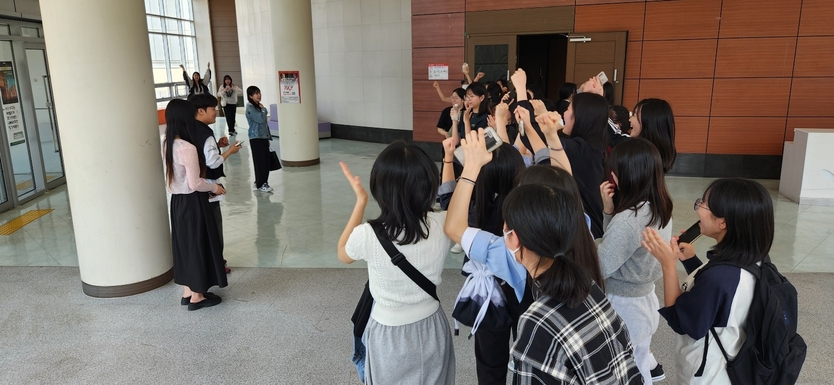 인천대 법학부와 연계해‘교실 밖은 인천대’ 프로그램을 실시하고 있다. ⓒ 인천대 제공