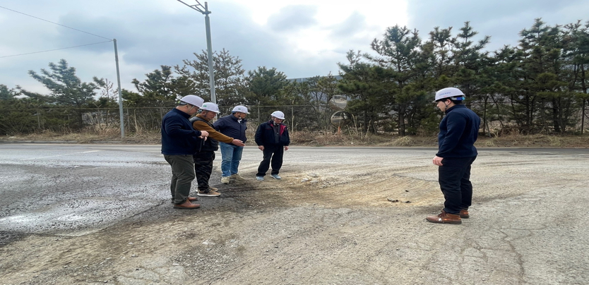 운북사업소 직원들과 시설 이용객이 함께 합동 점검을 실시하고 있다. ⓒ 인천환경공단 제공