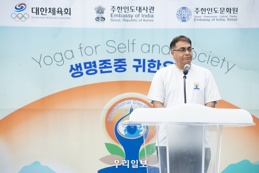 축사 전하는 아밋 쿠마르 주한인도대사ⓒ최은준기자 