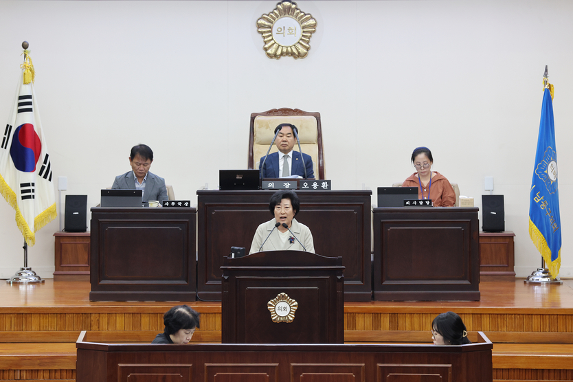 의회운영위원장 서점원 의원