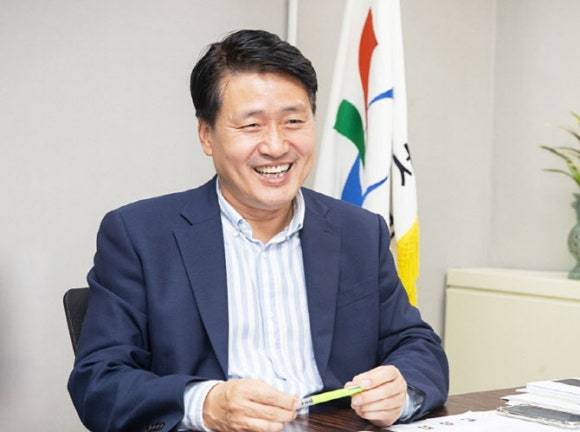 강범석 서구청장이 취임 2주년 기자회견을 가지고 있다 ⓒ 서구청 제공