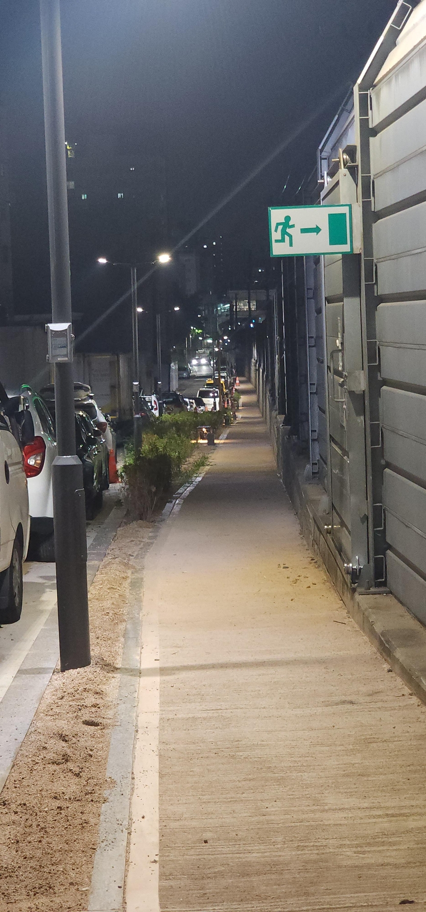 철도 유휴공간을 활용한 보행공간 겸 주민 쉼터 조성 ⓒ 남동구 제공