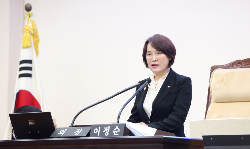 이정훈 의장이 제296회 임시회 폐회를 선언하고 있다. ⓒ 남동구의회 제공